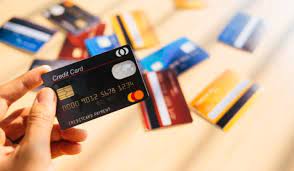 Lee más sobre el artículo Cómo funcionan las tarjetas de credito en estados unidos